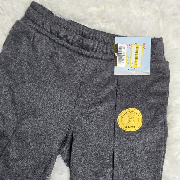 Boys two piece outfit. 2t nwt. Button down plaid shirt and dressy pants. - Picture 4 of 6